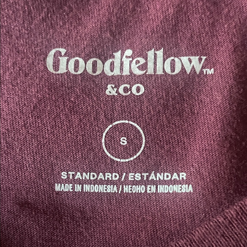 Goodfellow & Co Maroon Patterned Tee - Picture 2 of 3